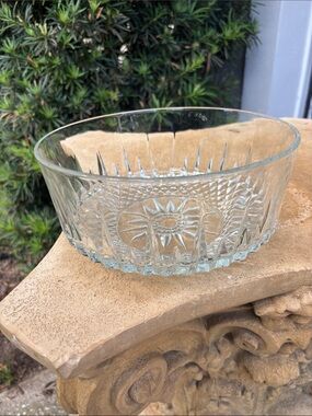 Vtg Large 9" Salad Serving Bowl Arcoroc France Glass Bowl